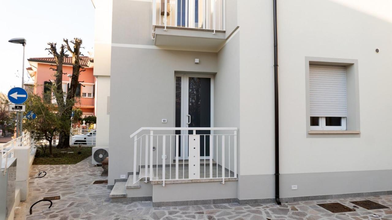 Apartmán Villino Cavour Rimini Exteriér fotografie